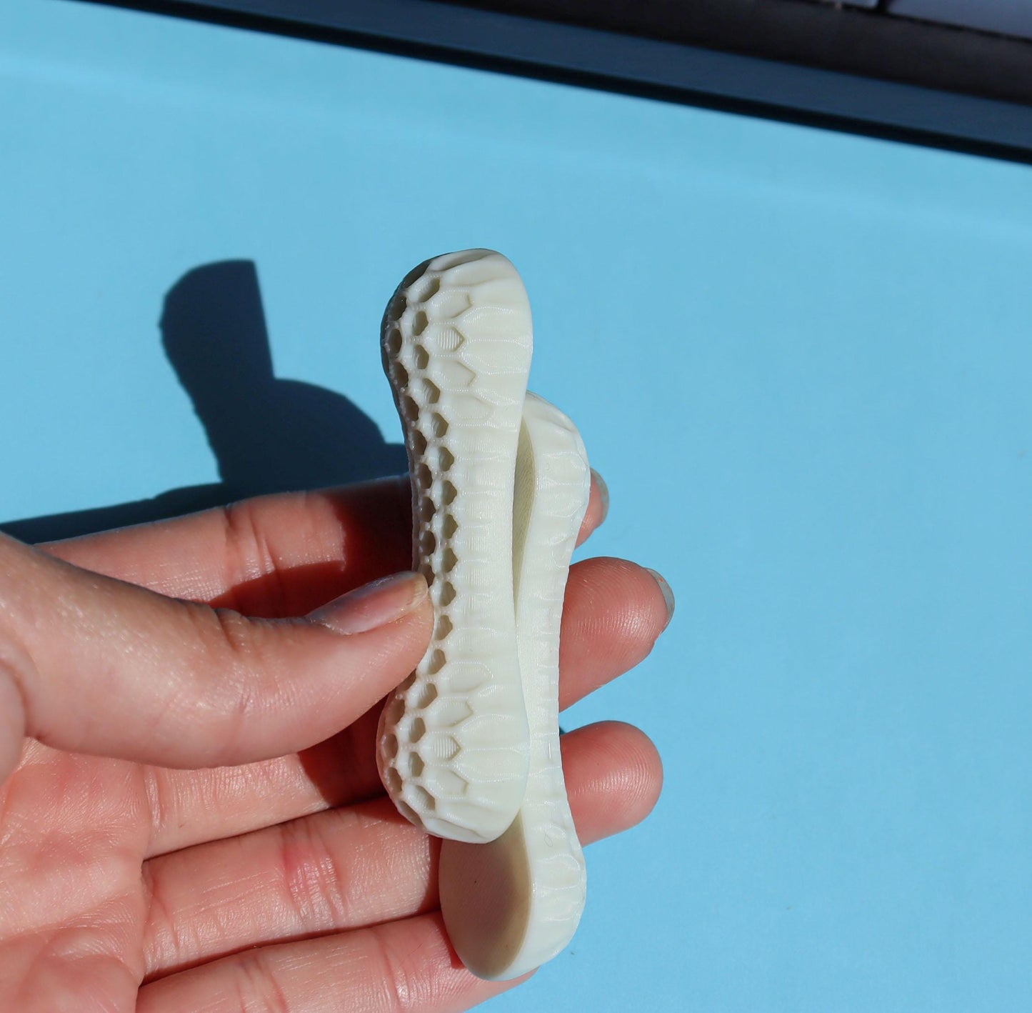 THE PEANUT - Silent Discreet Fidget Slider