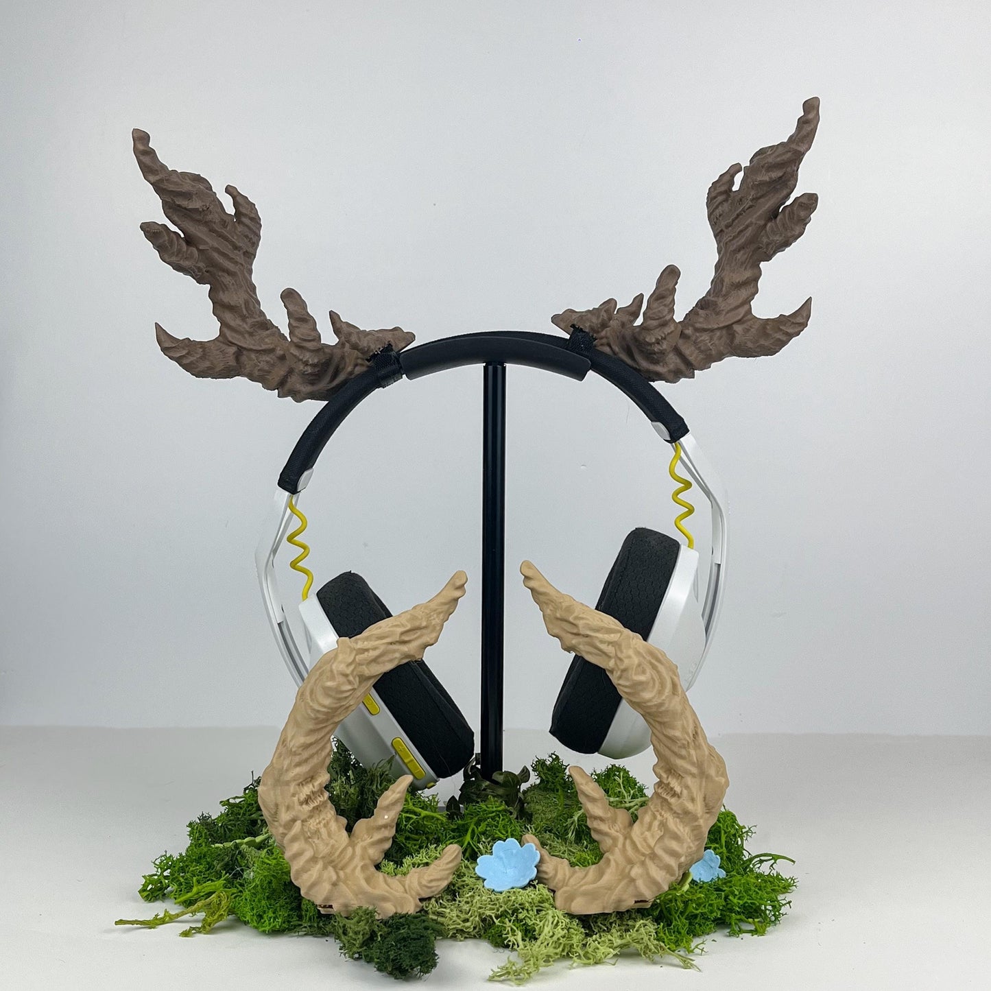 Twisted Tree Horn Headphone Attachment