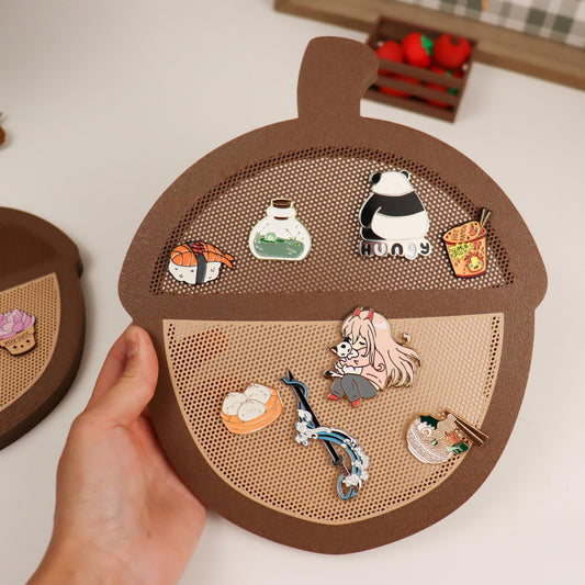 Acorn Pin Board