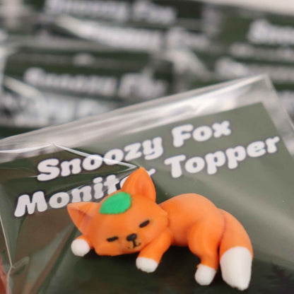 Sleepy Fox Monitor Topper