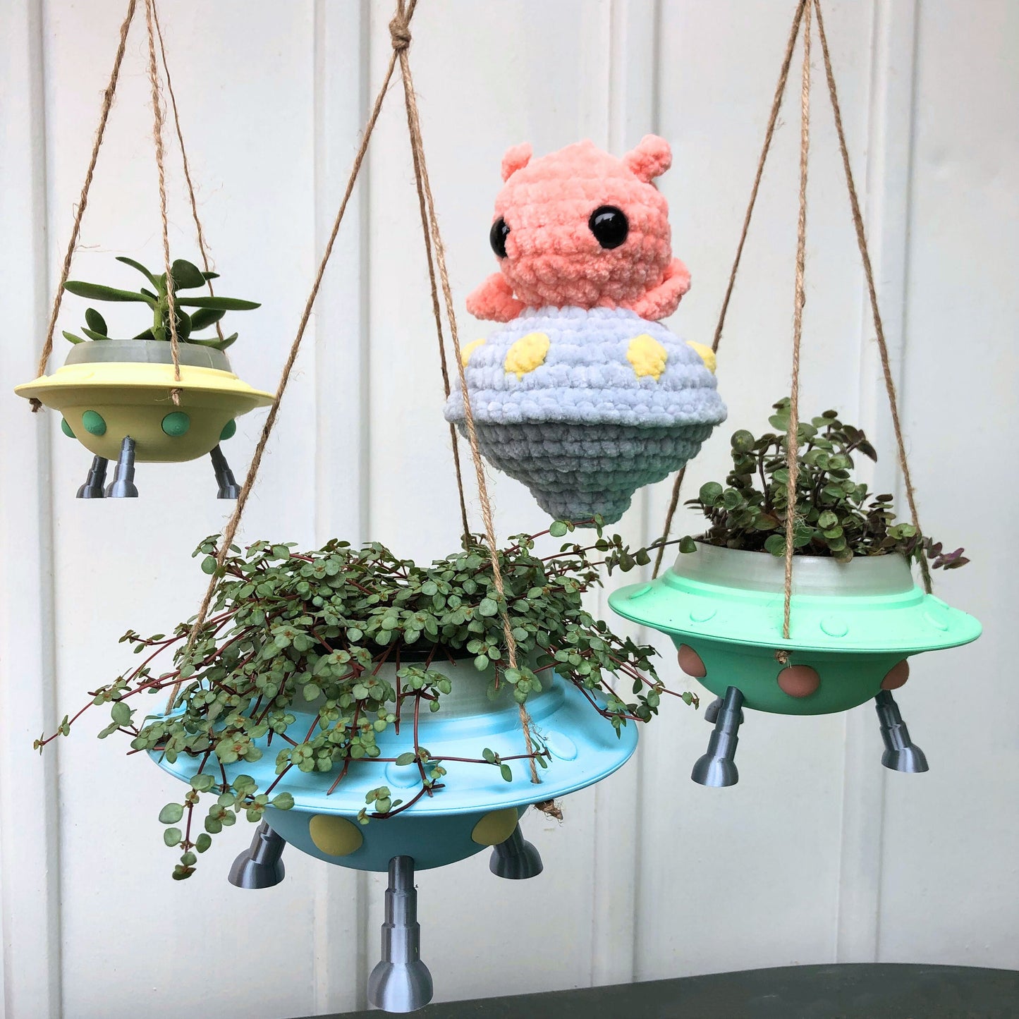 UFO Flying Saucer Hanging Planter