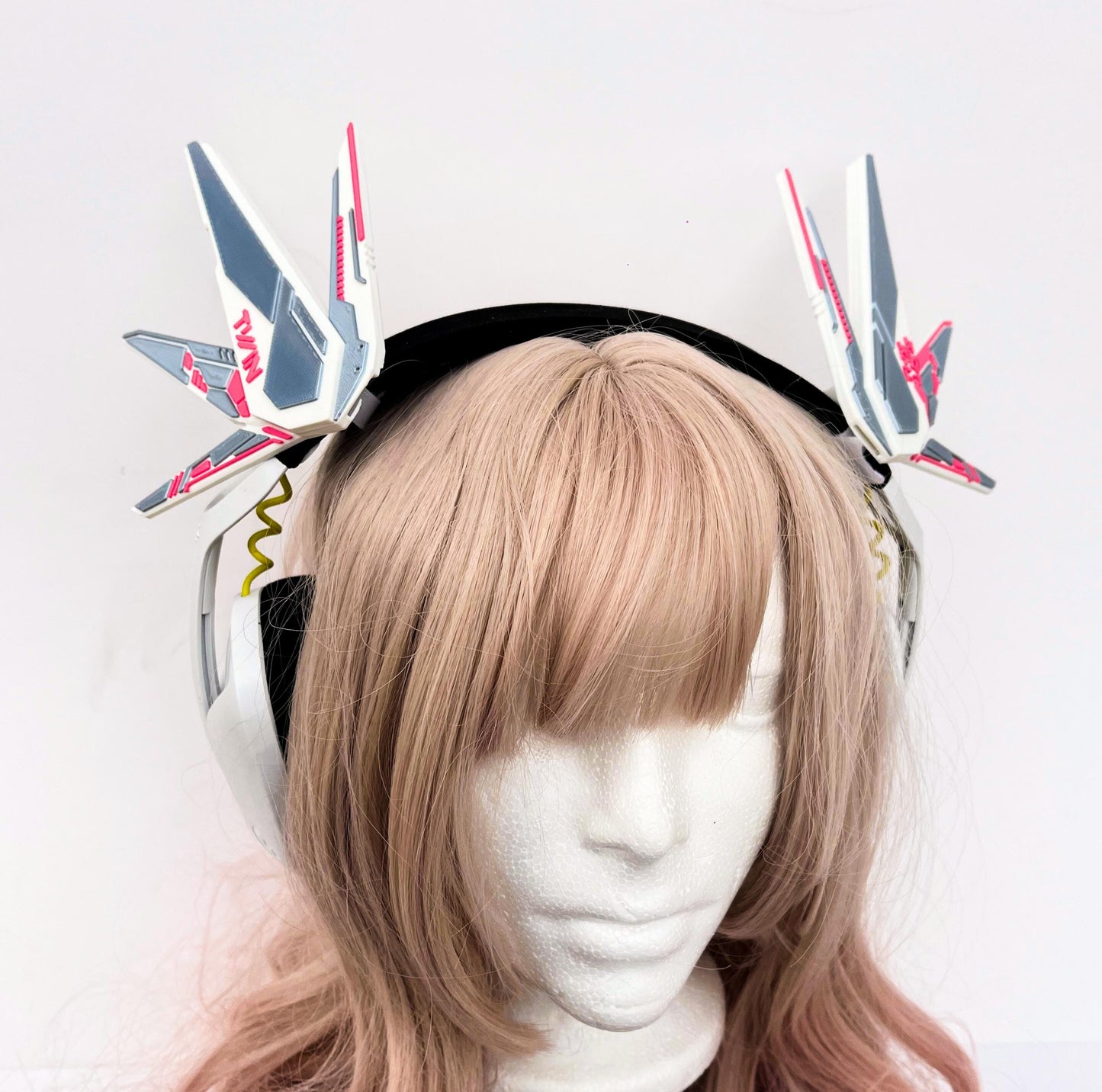 Futuristic Mecha Headphone Attachment