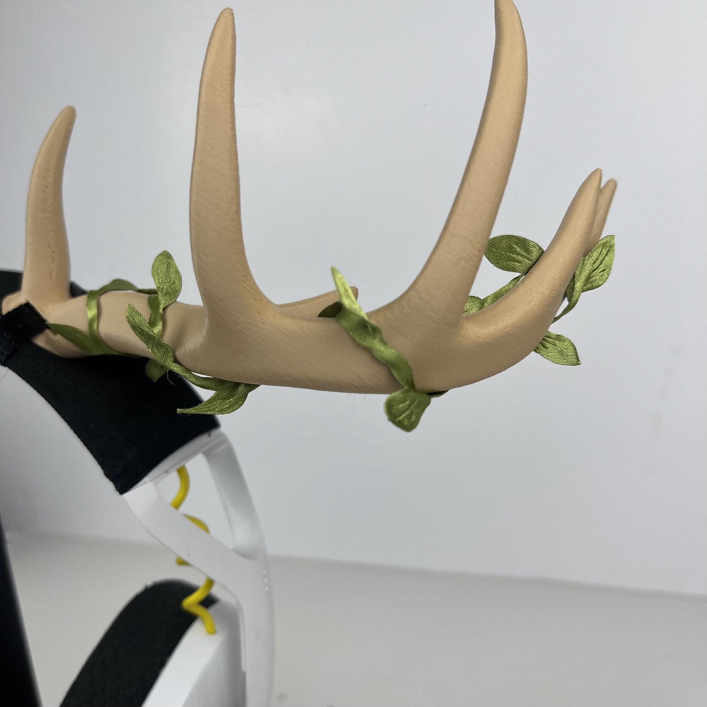 Vine Add-on for Headphone Attachments or Cosplay Horns