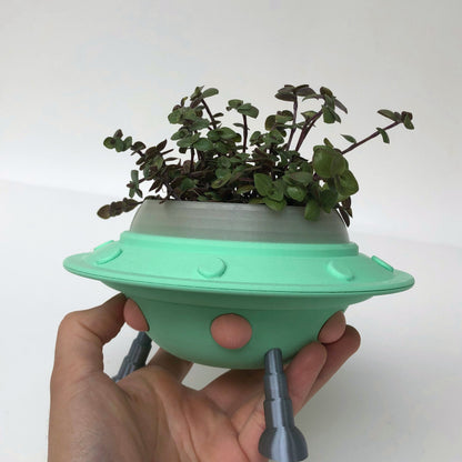 UFO Flying Saucer Hanging Planter