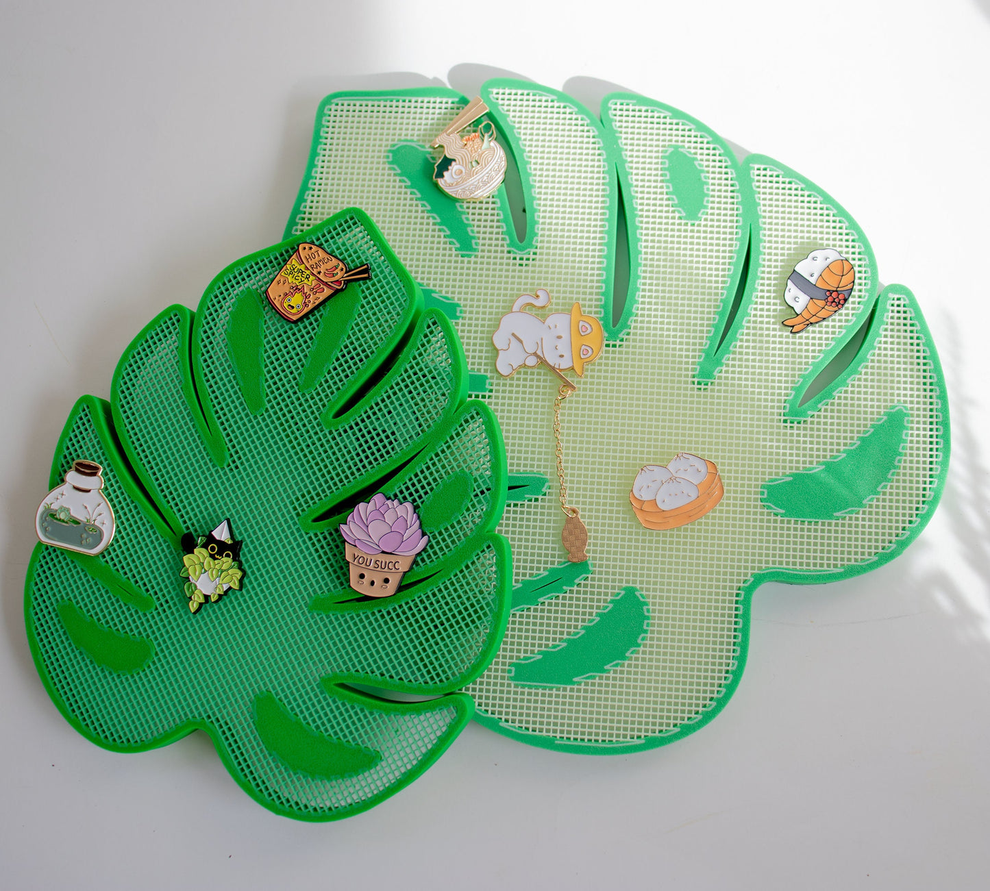 Monstera Leaf Pin Board Display
