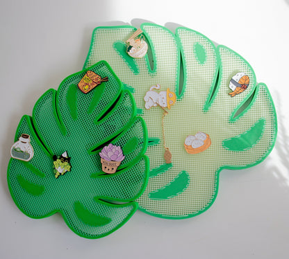Monstera Leaf Pin Board Display