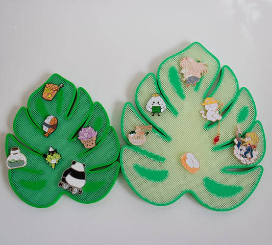 Monstera Leaf Pin Board Display