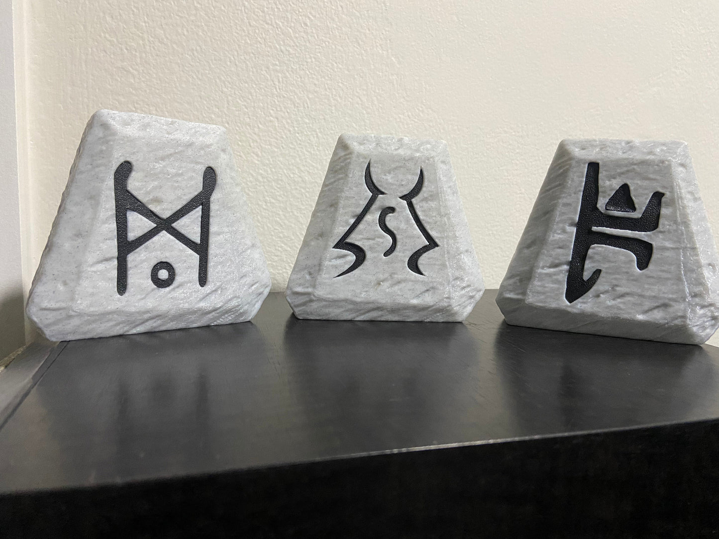 Rune Sculpture Ber Zod Jah