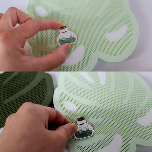 Monstera Leaf Pin Board