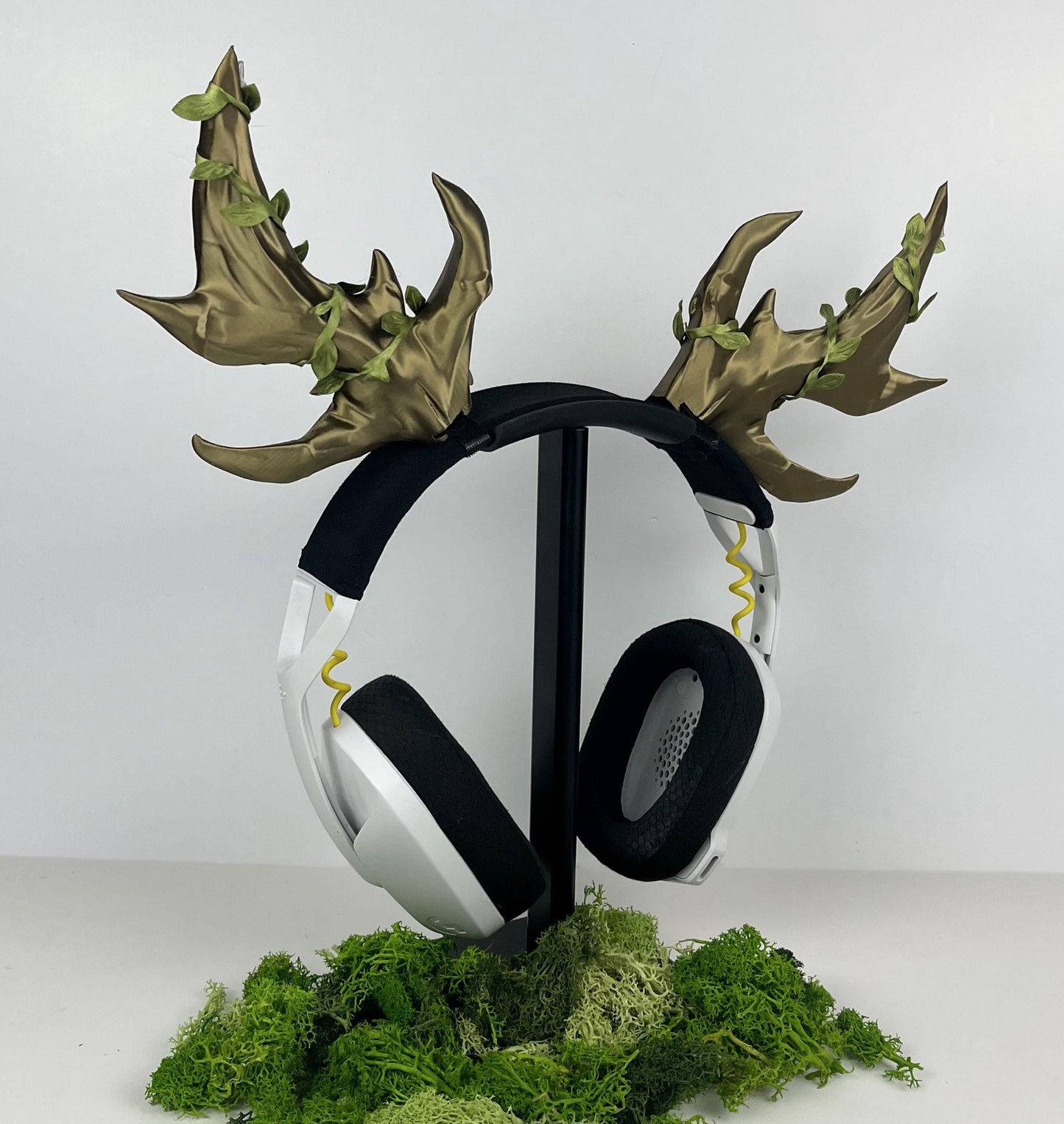 Vine Add-on for Headphone Attachments or Cosplay Horns