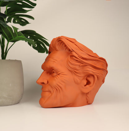 Willem Dafoe Planter