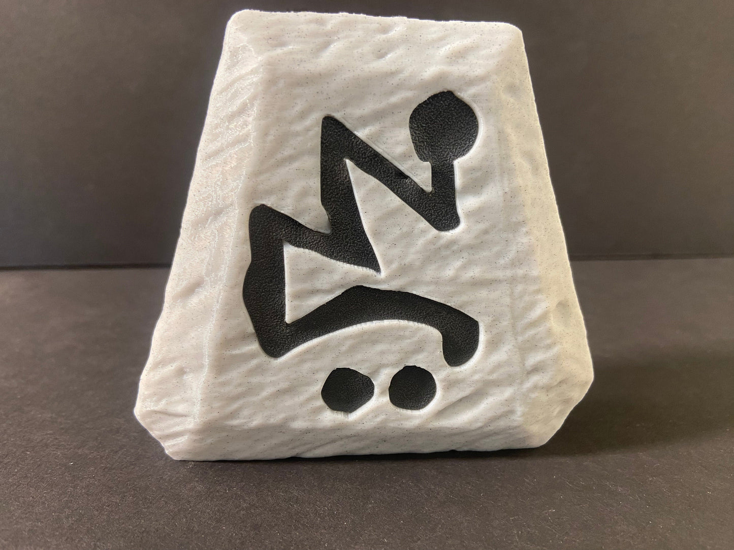 Rune Sculpture Ber Zod Jah